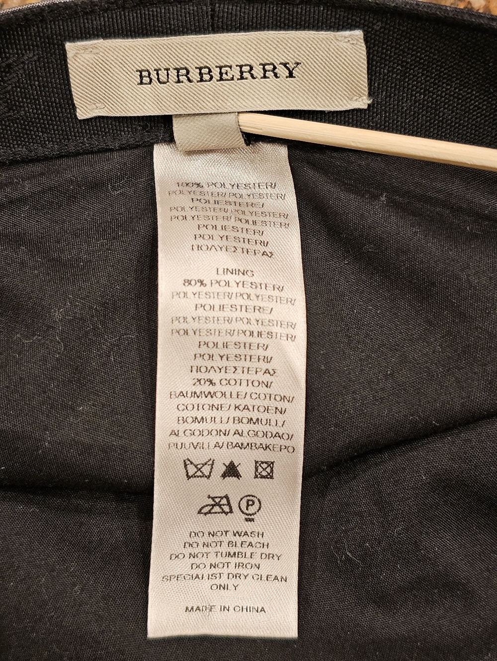 Burberry Newsboy Cap in Nova Check Plum and Gray - Picture 4 of 8